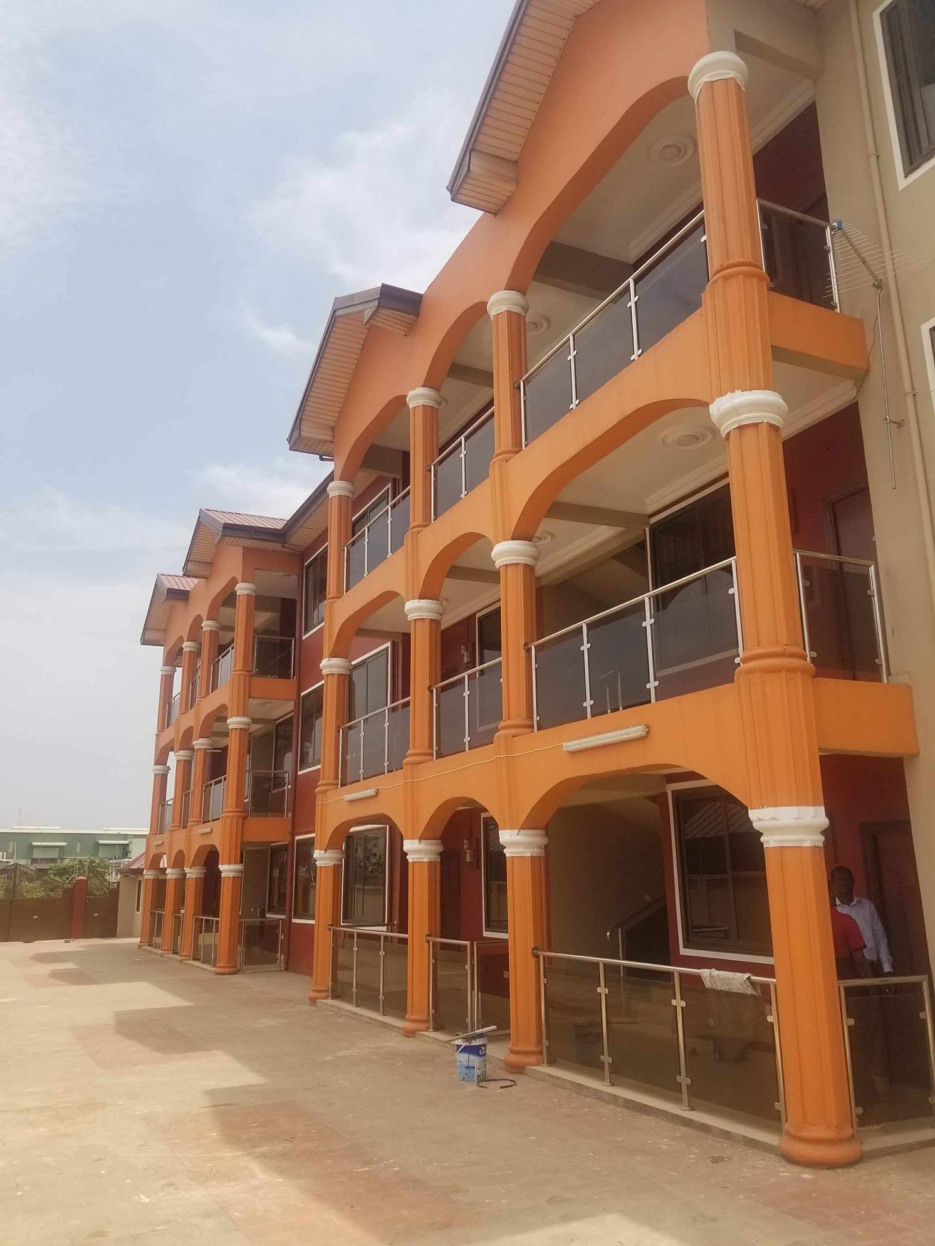 RAPHAL APARTMENT Lynchestinegroup